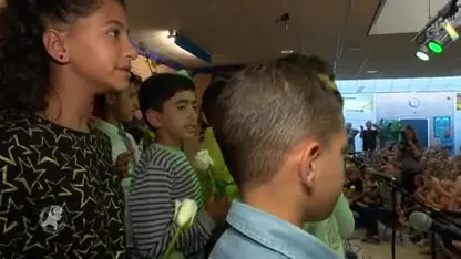 Nederlandse en Syrische kinderen zingen verbindend lied