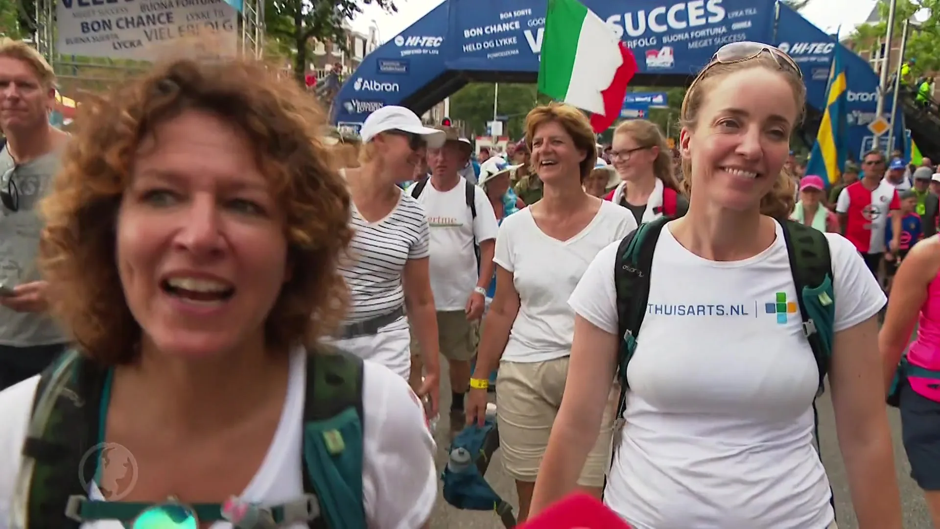 De eerste dag van Evelien: 'Yes, we zijn er!'