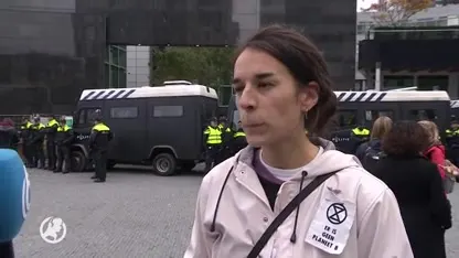 Klimaatactivisten vertrokken bij ABN Amro, gaan bij Vattenfall naar binnen