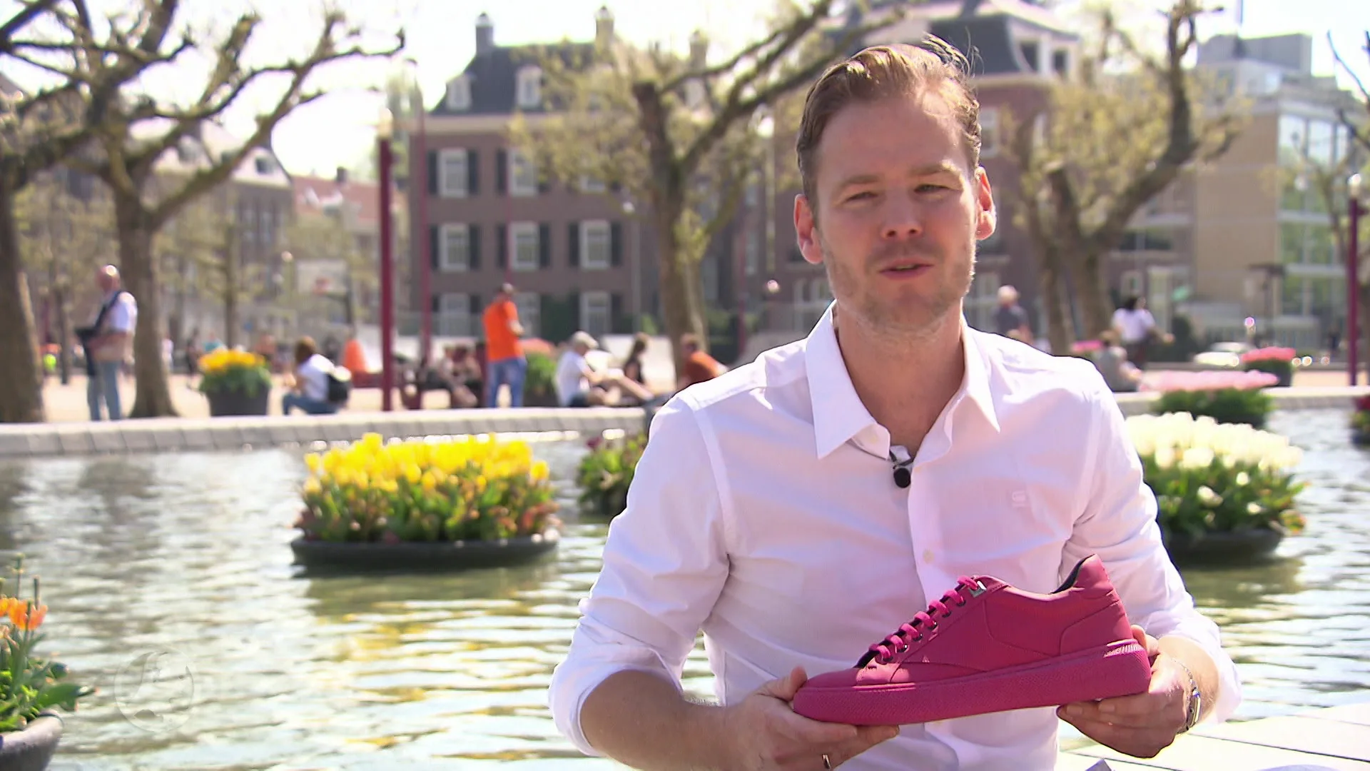 Hippe schoenen van kauwgum tegen straatvervuiling