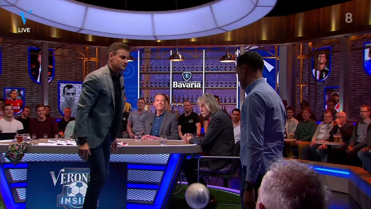 Bas verantwoordelijk voor ontslag Van Bommel?