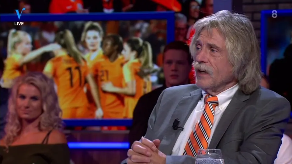 Johan ergert zich aan Oranje Leeuwin: 'Die is heel blij met zichzelf'