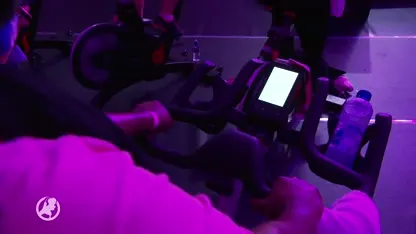 Vrouwelijke gedetineerden doen spinningmarathon