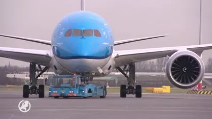 Staatssteun voor KLM, maar hoe geliefd is de 'blauwe zwaan' eigenlijk?