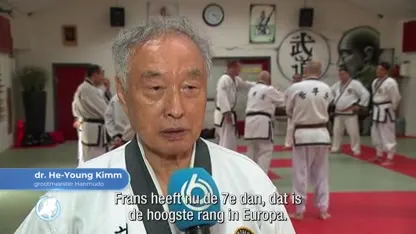 Frans (61) haalt als eerste Europeaan ooit 7e graad in bijzondere Koreaanse vechtsport