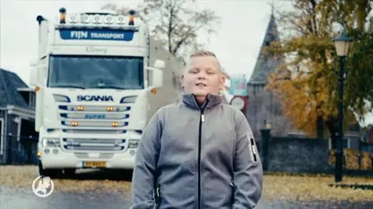 Dick (9) scoort hit over het leven als vrachtwagenchauffeur