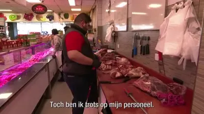 Jongen (16) tegen hoofd geslagen met hakmes bij overval op supermarkt