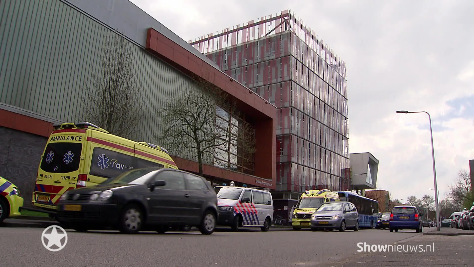 Zorgcentrum in Zwolle geëvacueerd vanwege brand