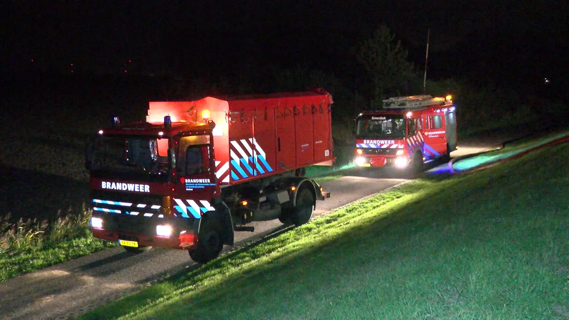 Veel schade bij grote loodsbrand Sint Philipsland