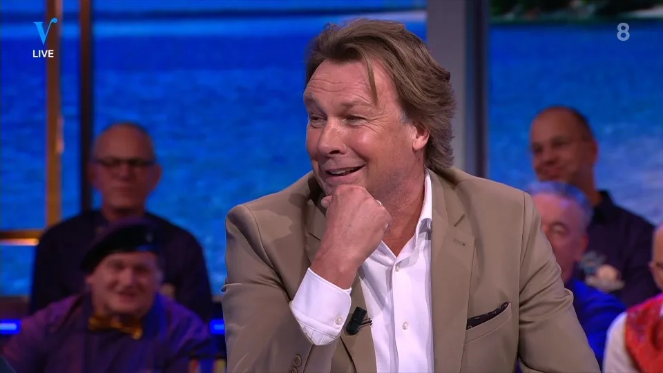 Hans maakt leuke (ingestudeerde) grap