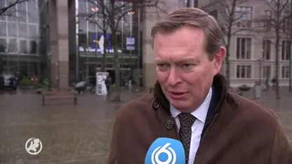 Minister Bruins vindt paarse krokodil wel een “geinige actie”