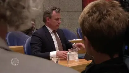 Staatssecretaris stapt op vanwege misdaadcijfers asielzoekers