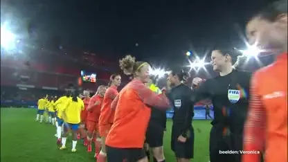 Oranje Leeuwinnen starten voorbereiding op Spelen met doelpuntloos gelijkspel