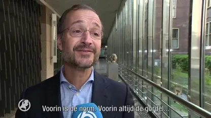 Minister Wiebes reageert na ritje zonder gordel: 'De wet geldt voor iedereen, dus ook voor mij'