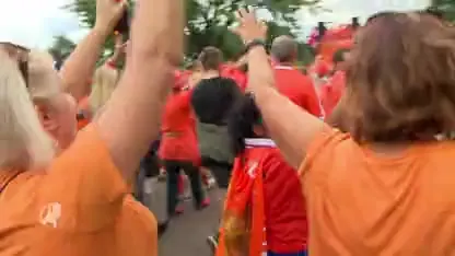 Wat vindt Nederland: moeten we het WK vrouwenvoetbal binnenhalen?