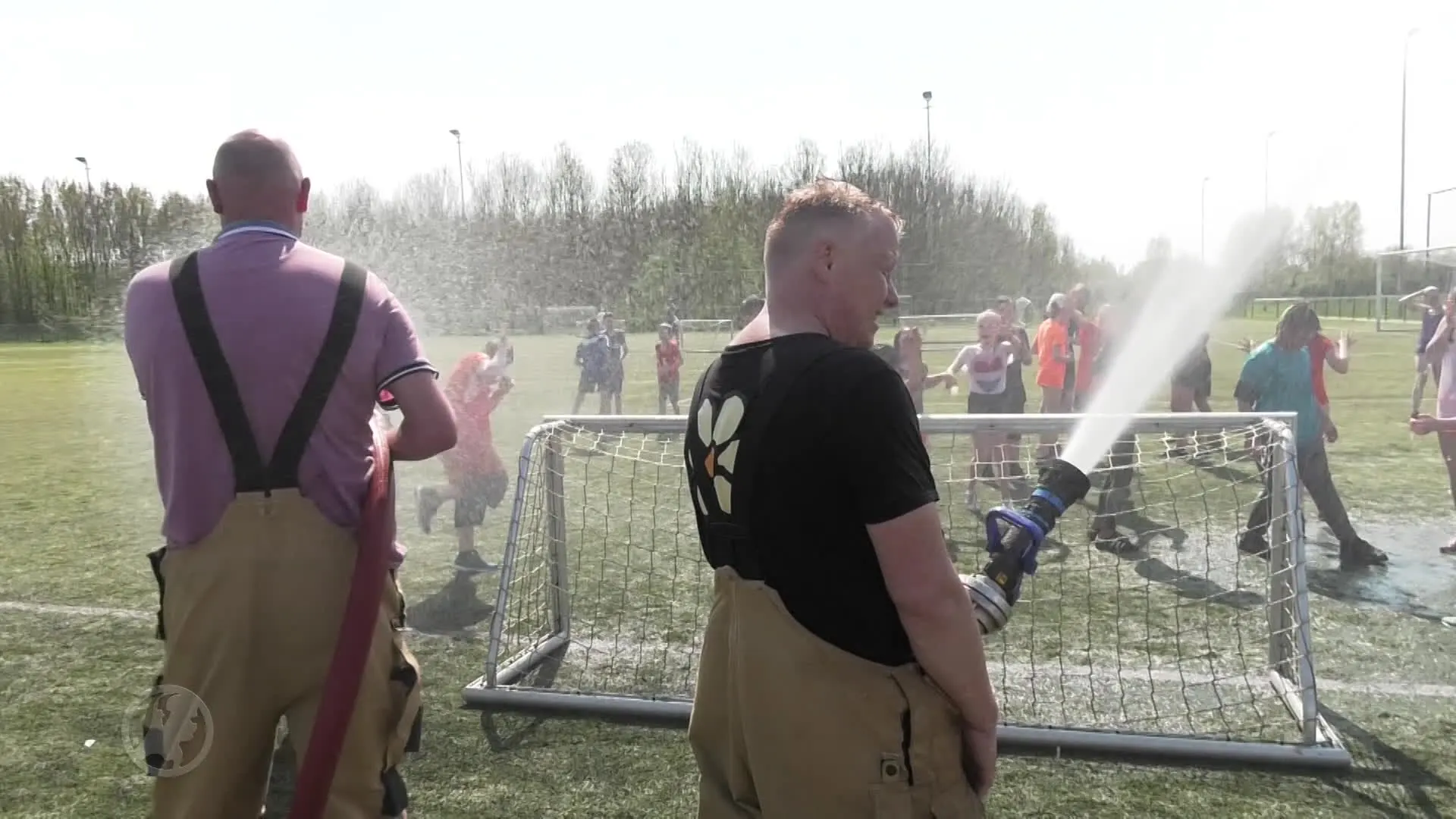 Kinderen oververhit tijdens Koningsspelen, feest stilgelegd