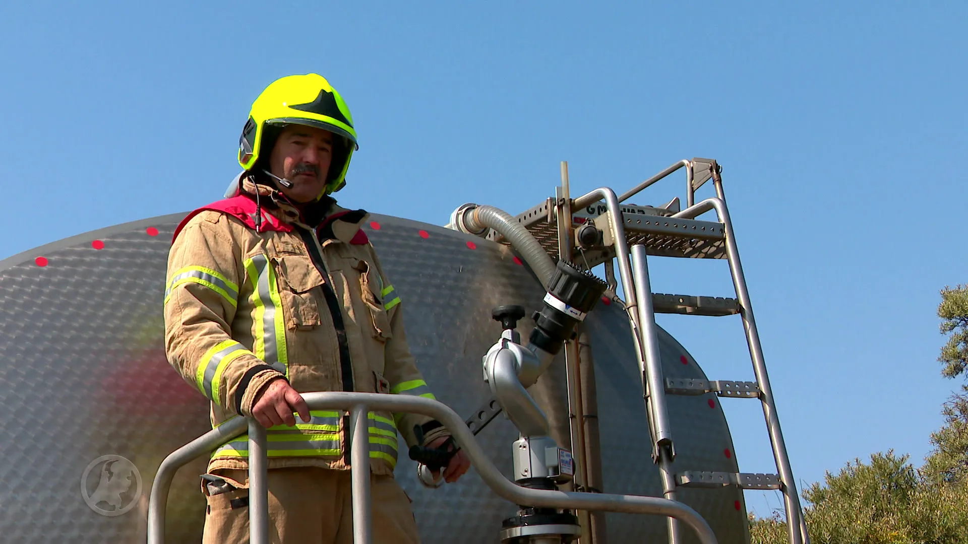 Goeree-Overflakkee heeft 'moeder aller brandwagens': de waterwagen