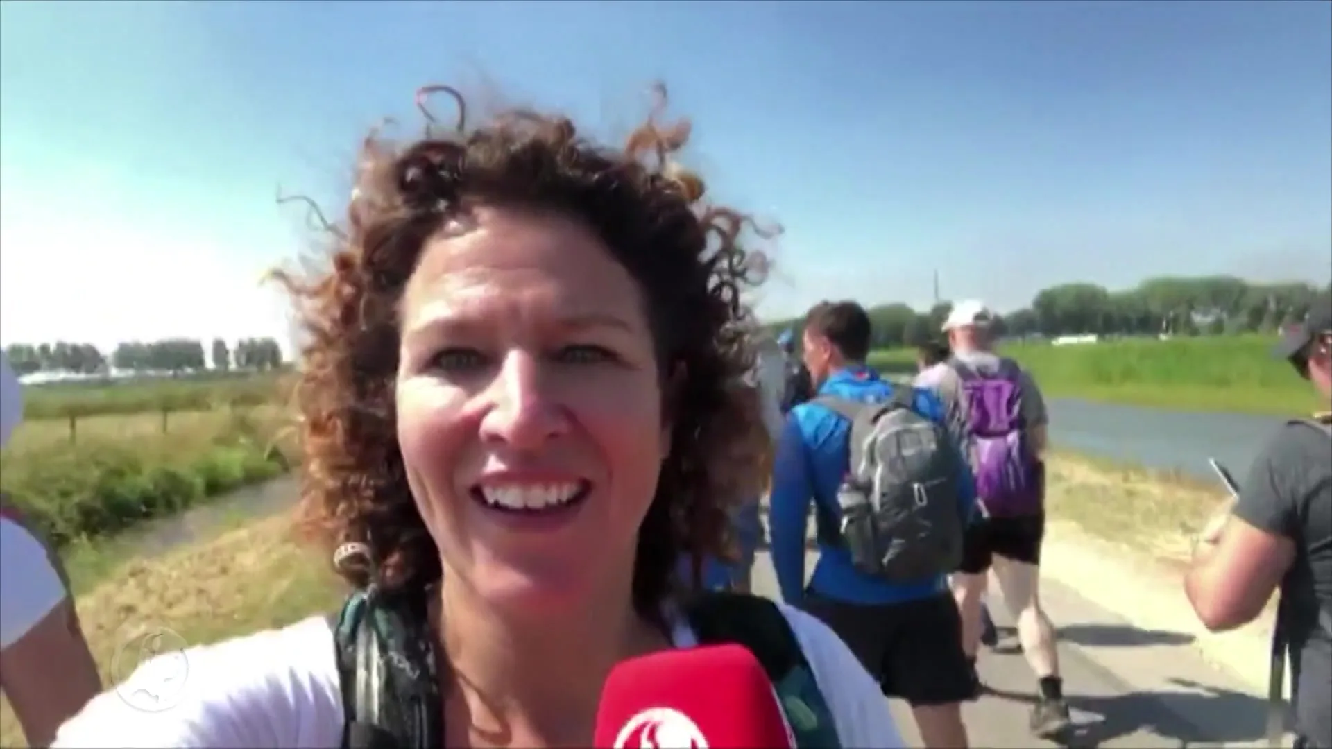 Evelien heeft het zwaar op dit lange, hete stuk