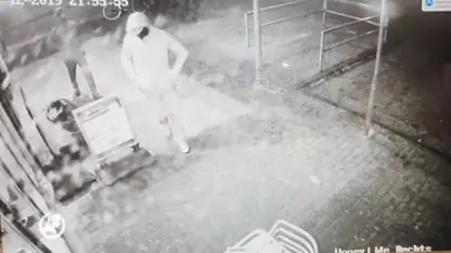 Cafetariamedewerker Gerrit krijgt schop in gezicht