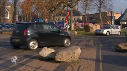 Sonja laat haar handicap ervaren door wethouder