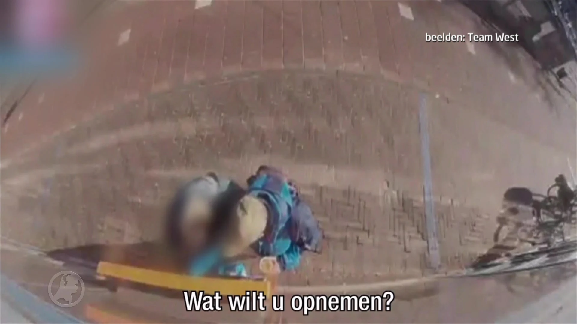 Oplichter steelt van demente man (79) bij pinautomaat in Voorburg