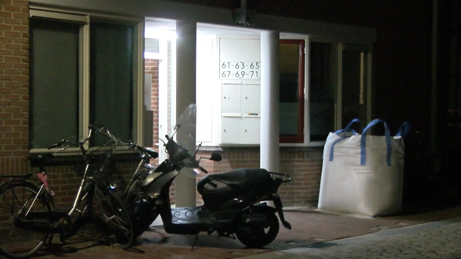 Politieonderzoek in Molenstraat in Vlissingen na mogelijke steekpartij