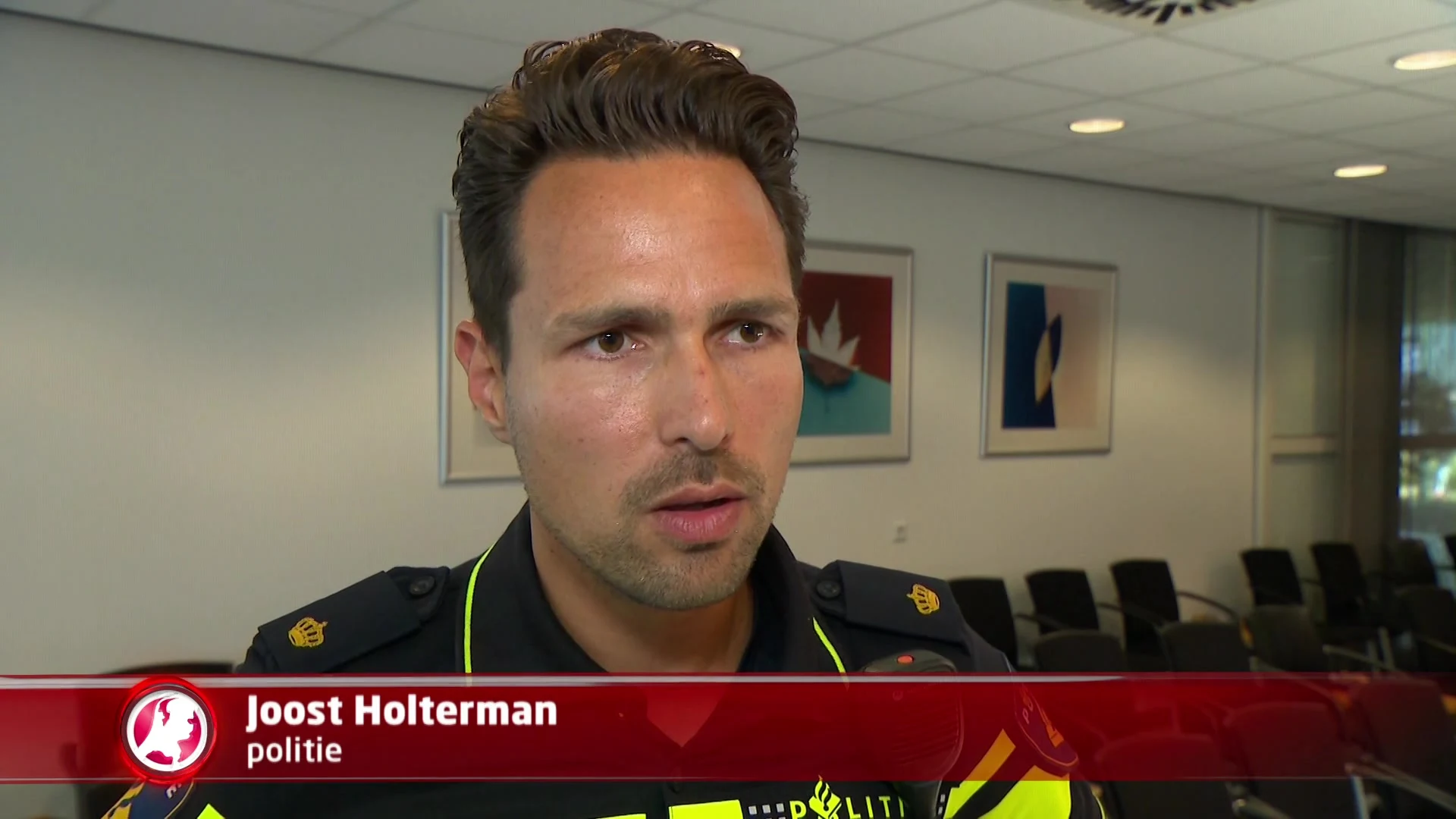 Twee mannen aangehouden na invallen bij cafés Raalte