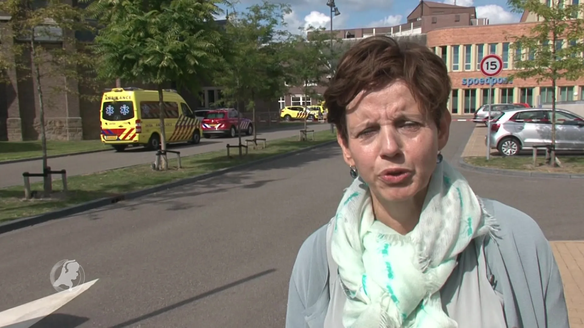 Vrouw steekt zichzelf in brand in ziekenhuis