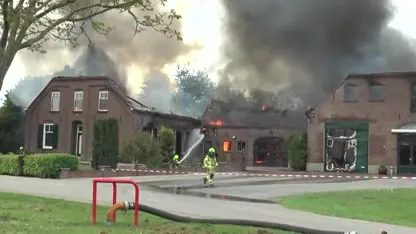 Grote brand verwoest slagerij en naastgelegen woning in Herveld
