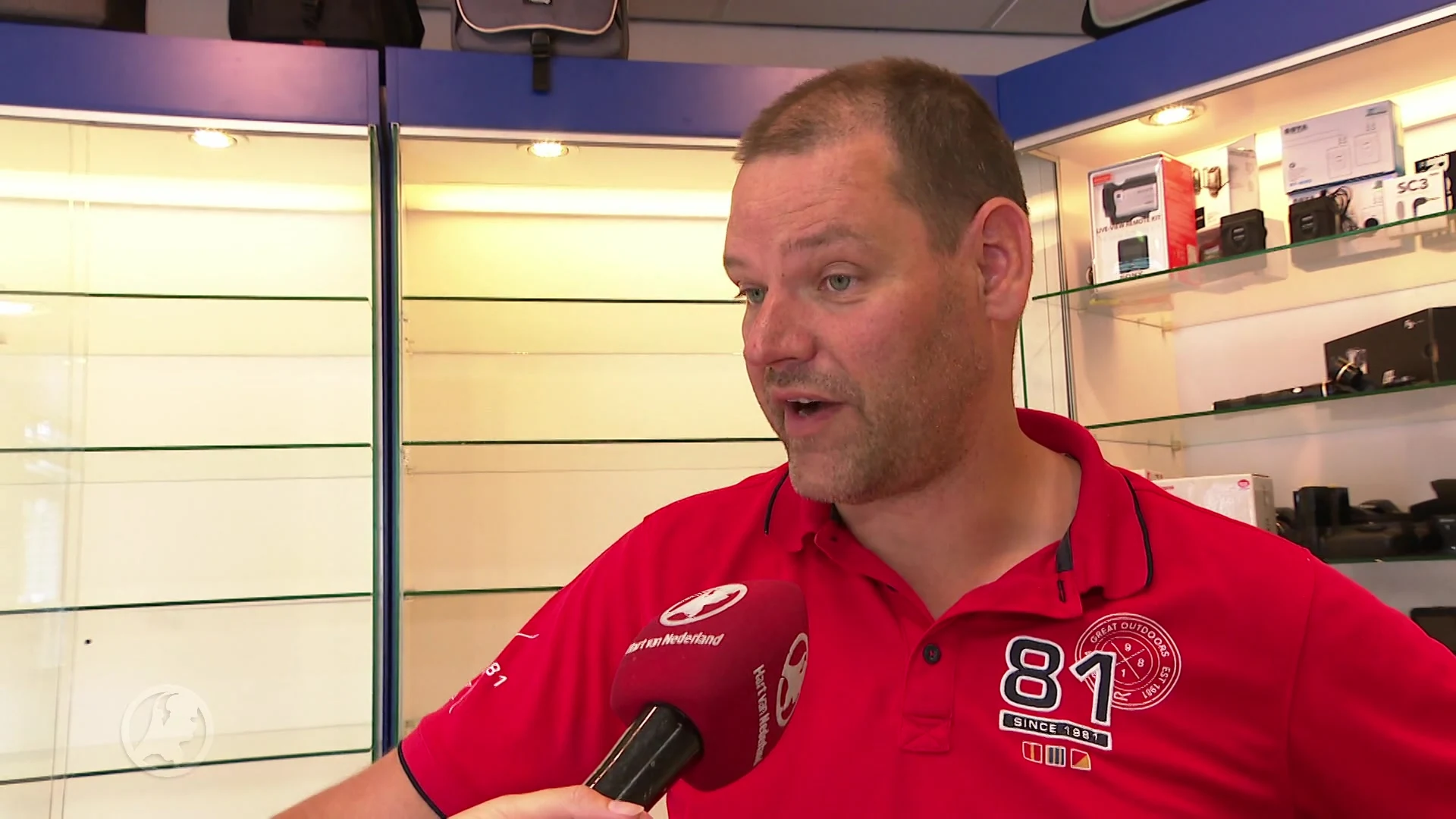 Ramkraak met gestolen auto bij fotozaak in Amersfoort