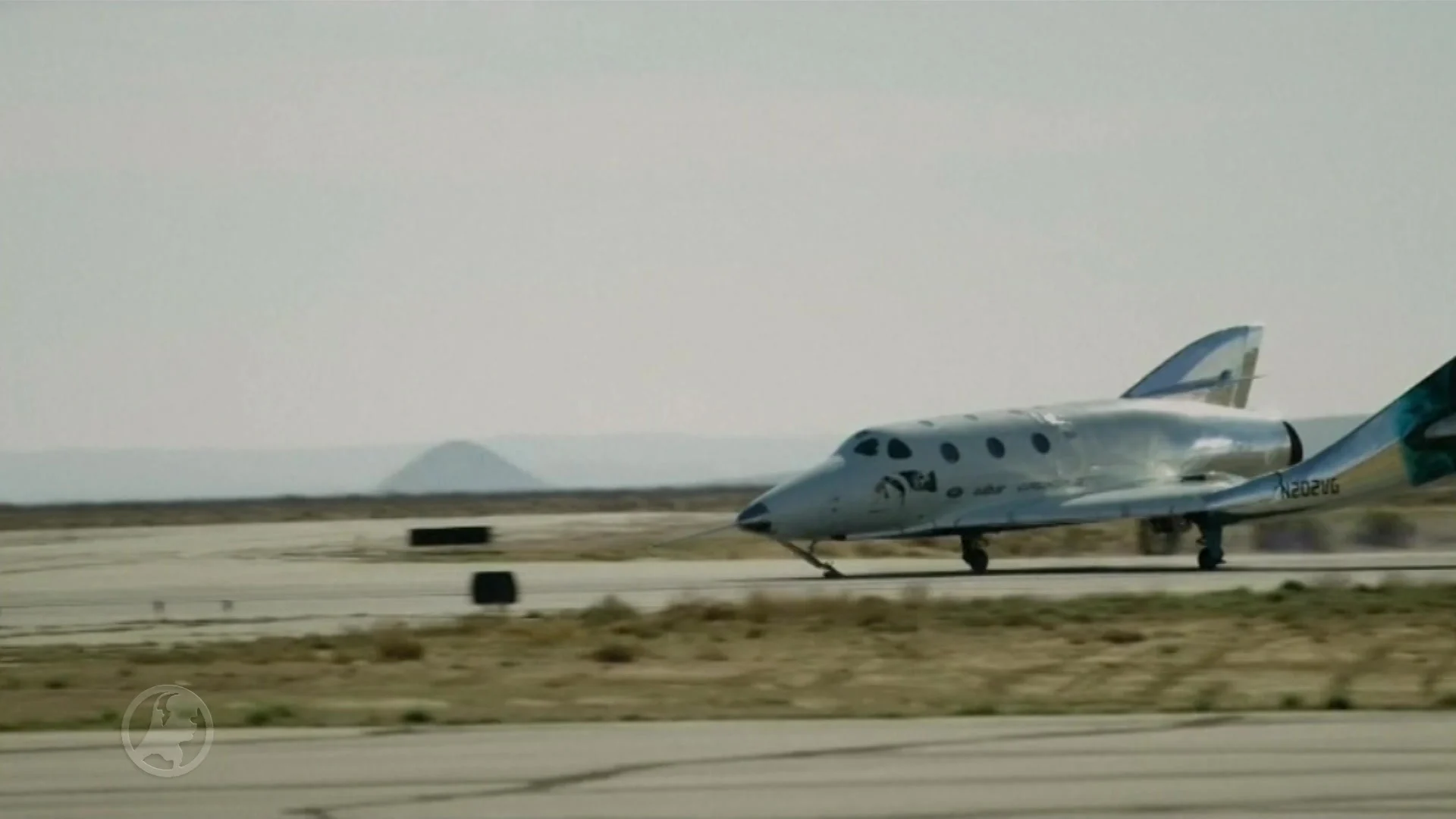 Video: nieuw ruimteschip succesvol getest boven de woestijn