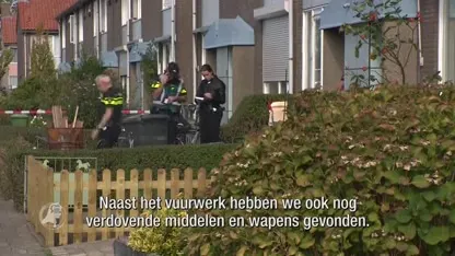 Woningen Leerdam ontruimd na vondst partij zwaar vuurwerk en wapen