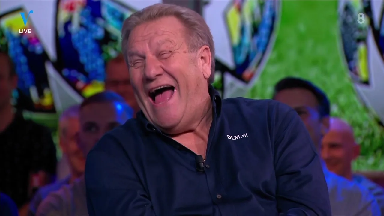 Jan zag overtreding op Gnabry: 'Rare humor hebben die Duitsers'