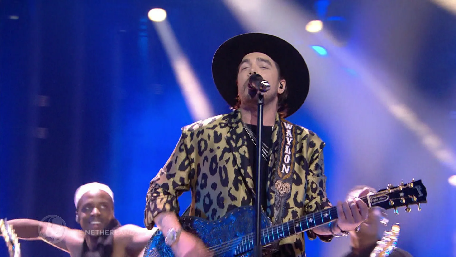 Waylon weer vol energie op podium