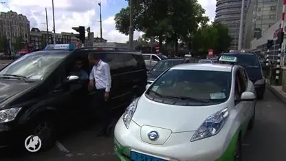 Dragqueen Jennifer Hopelezz’ missie: discriminatie door taxichauffeurs moet stoppen