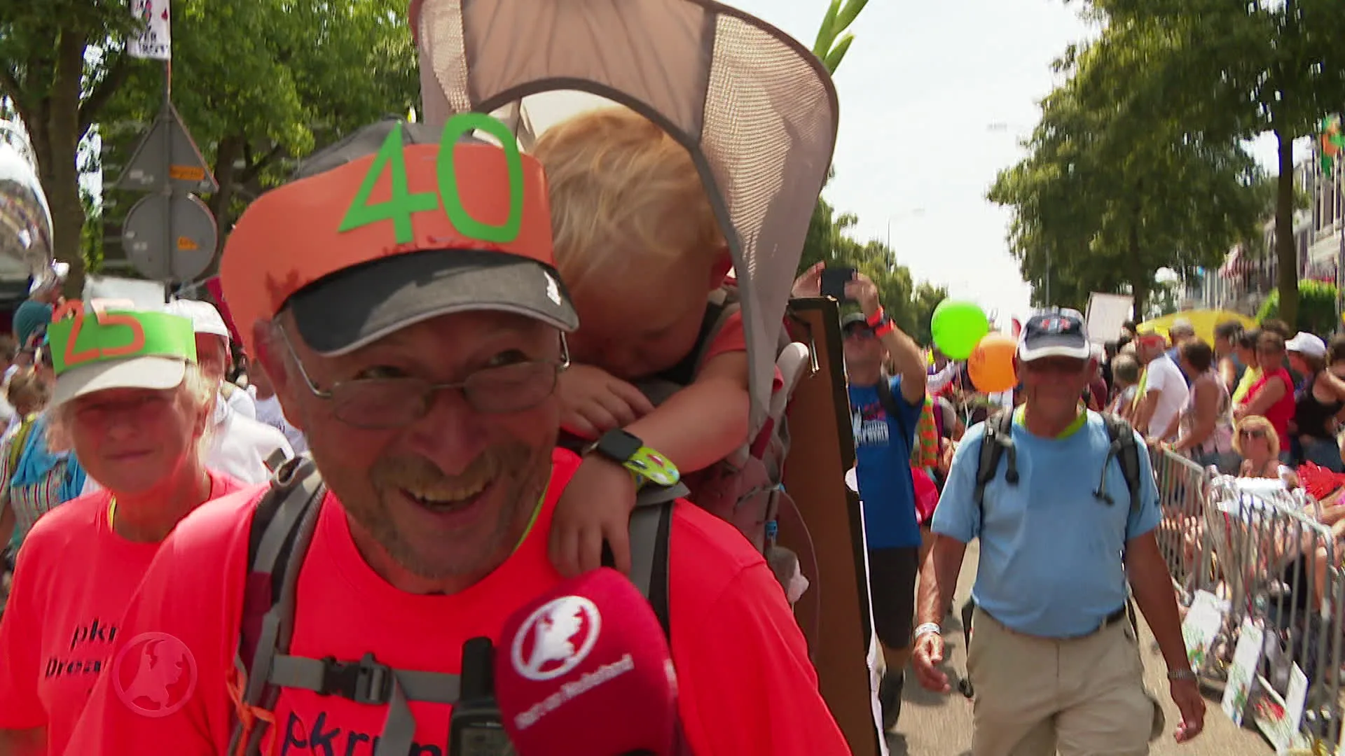 Feest in Nijmegen: over de finish in de bloedhitte
