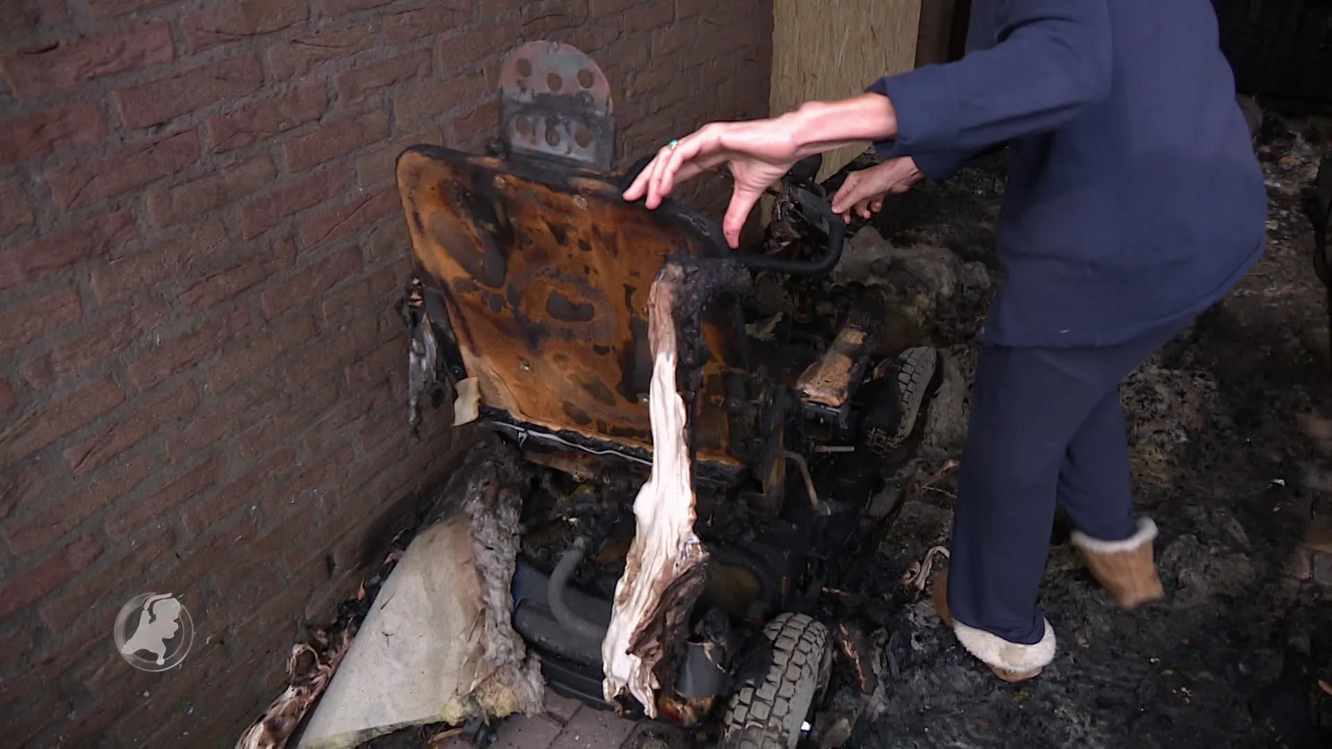 Dinsdag rampdag voor bewoonster muziekschool aan huis in Bunschoten: 'O, al mijn muziek!'