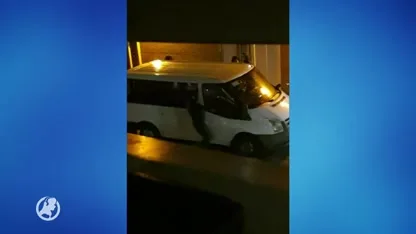 Stichting Open Doors doet geen aangifte tegen jongeren die bus  kort en klein sloegen