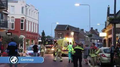 Auto rijdt in op terras in Gennep