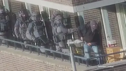 Politie geeft beelden vrij van inval en arrestatie voor beramen aanslag