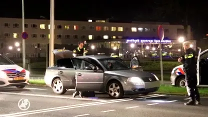 Auto beschoten in Leeuwarden, politie pakt verdachte