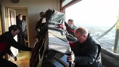 Kostbare vleugel vliegt tientallen meters naar beneden in Delft