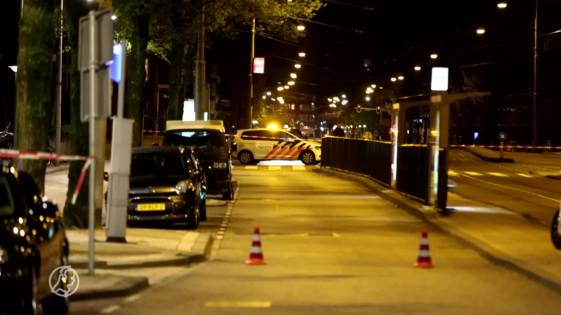 Politie schiet man met mes neer in Amsterdam