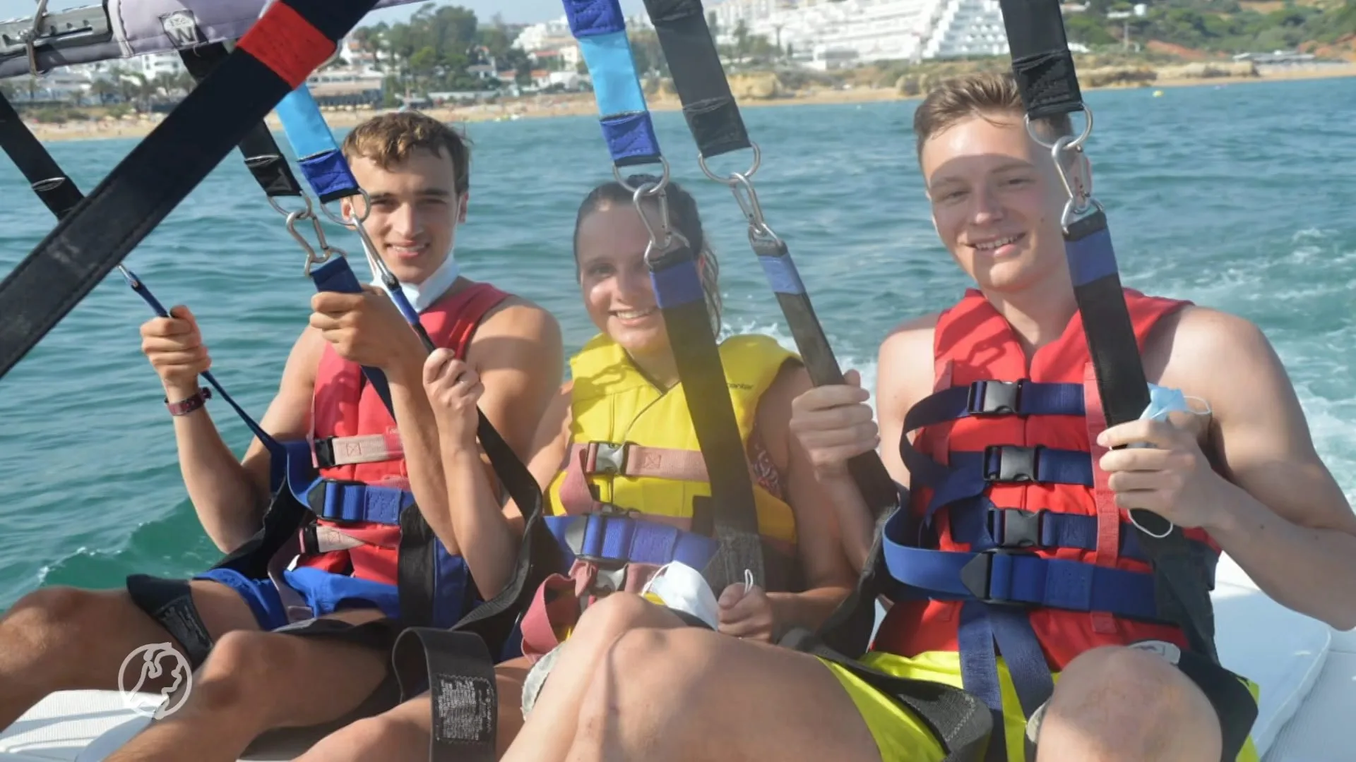 Politie vraagt aandacht voor vermissing 21-jarige Simon de Vr...