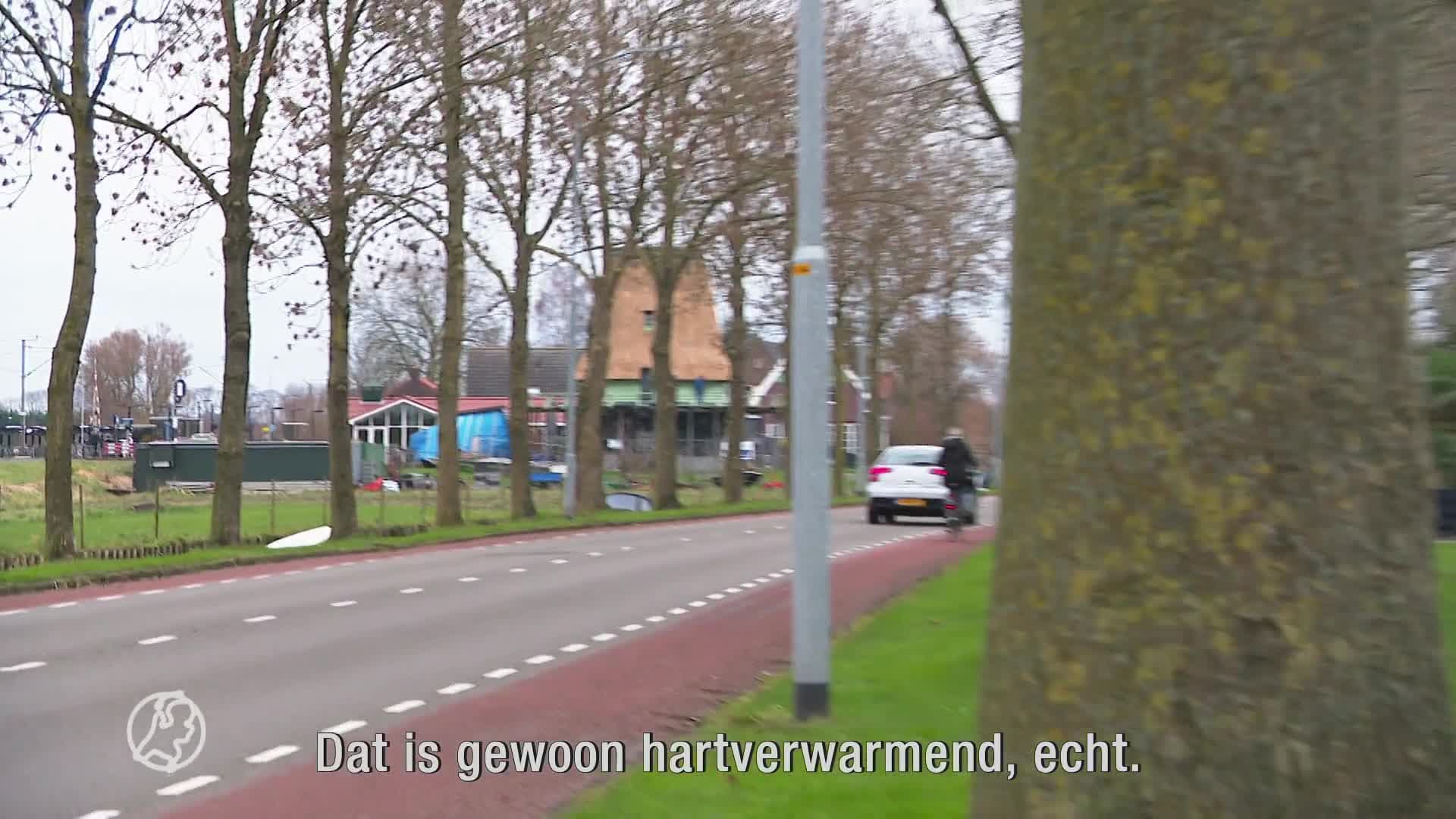 8-jarige Rens zamelt al een jaar flessen in voor afgebrande m...