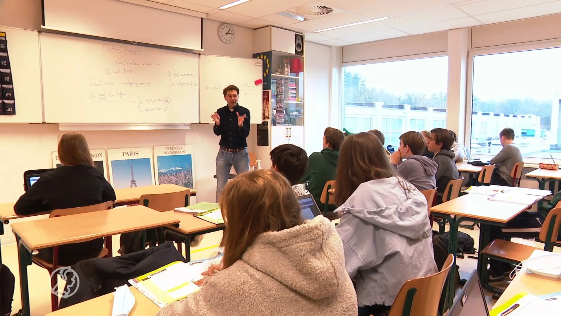 Middelbare school Hilversum neemt voor meer dan een maand afs...