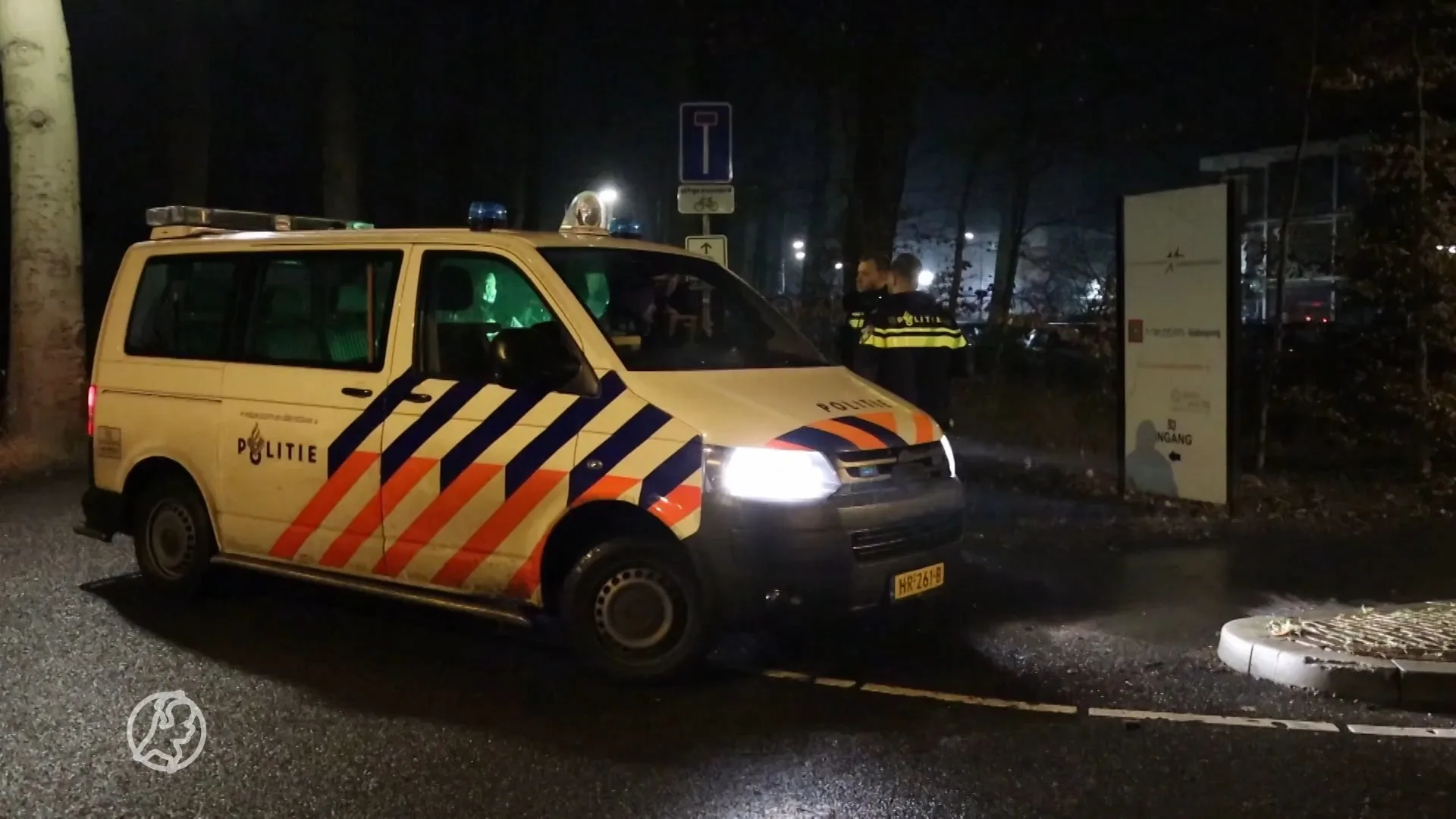Politie beëindigt groot illegaal feest bij Openluchtmuseum Arnhem