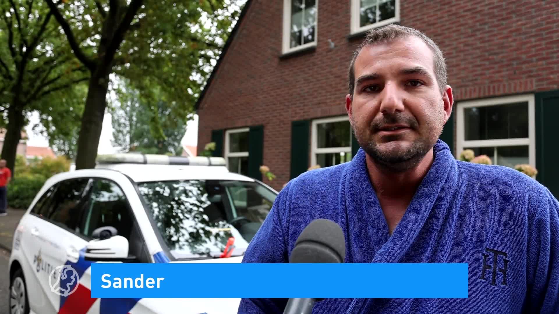 Omstanders springen in water en redden autobestuurder uit gracht