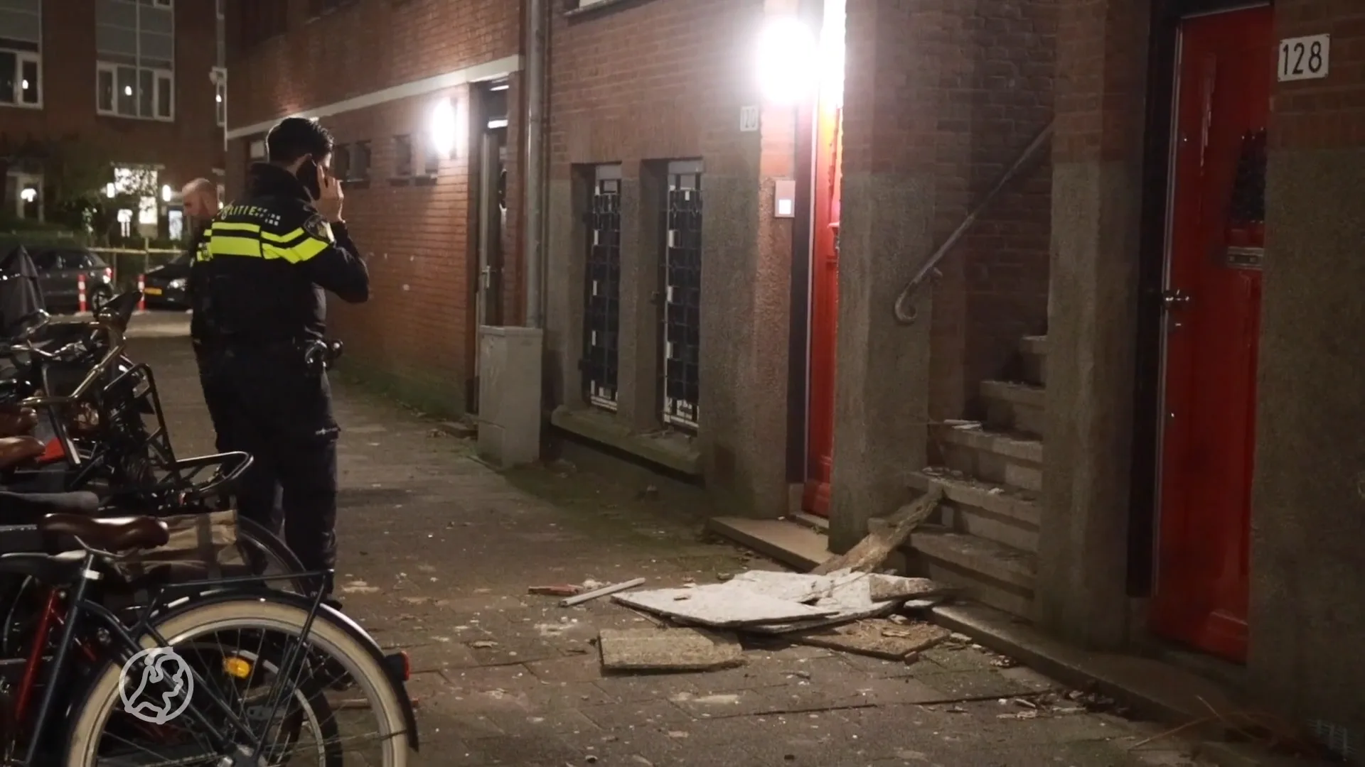 Ravage na explosie in Rotterdams portiek, geen gewonden