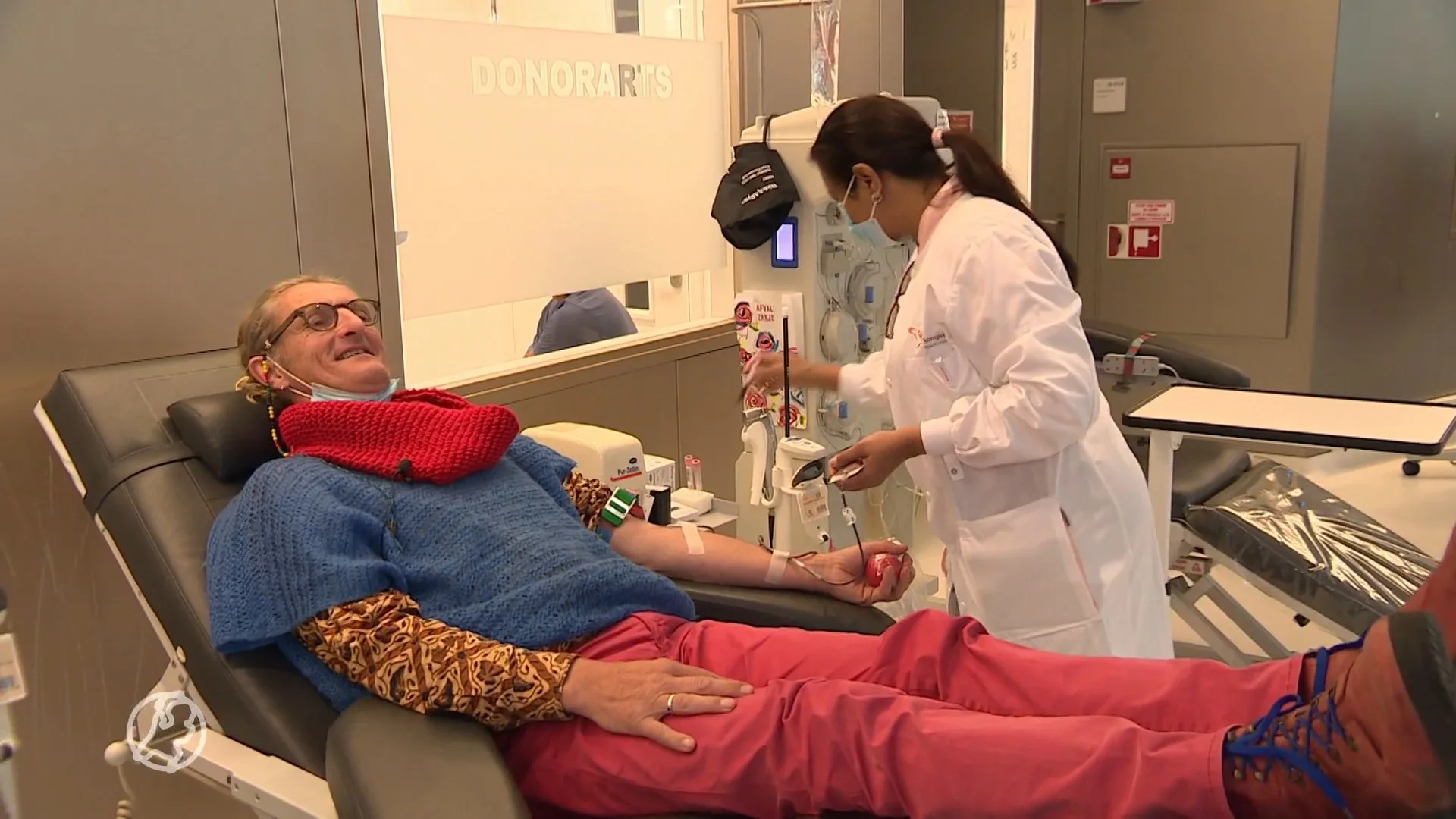 Homo- en biseksuele mannen met monogame relatie mogen bloed doneren